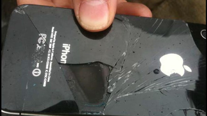 iPhone Catches Fire on Plane